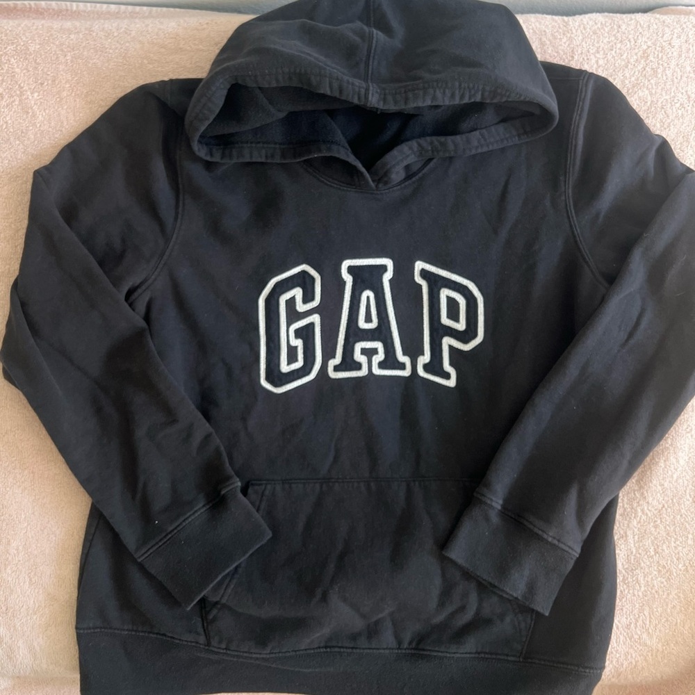GAP Women’s  Black Pullover Hoodie